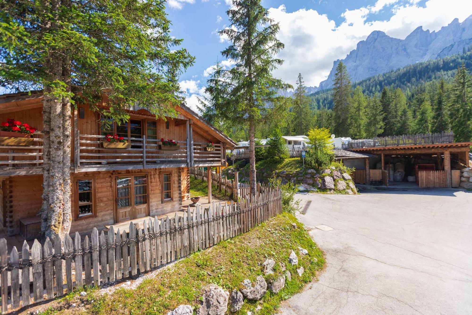 Mountain Resort Patzenfeld Sexten Exterior photo